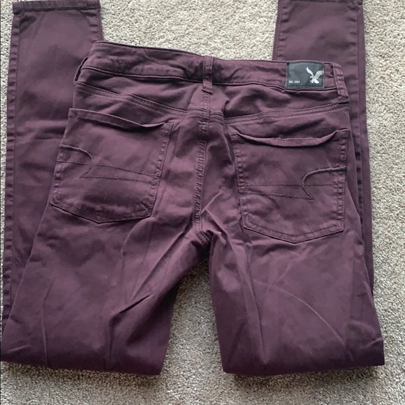 American Eagle Burgundy  jegging jeans - Picture 2 of 4
